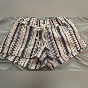 Roxy Oceanside Elasticized Shorts